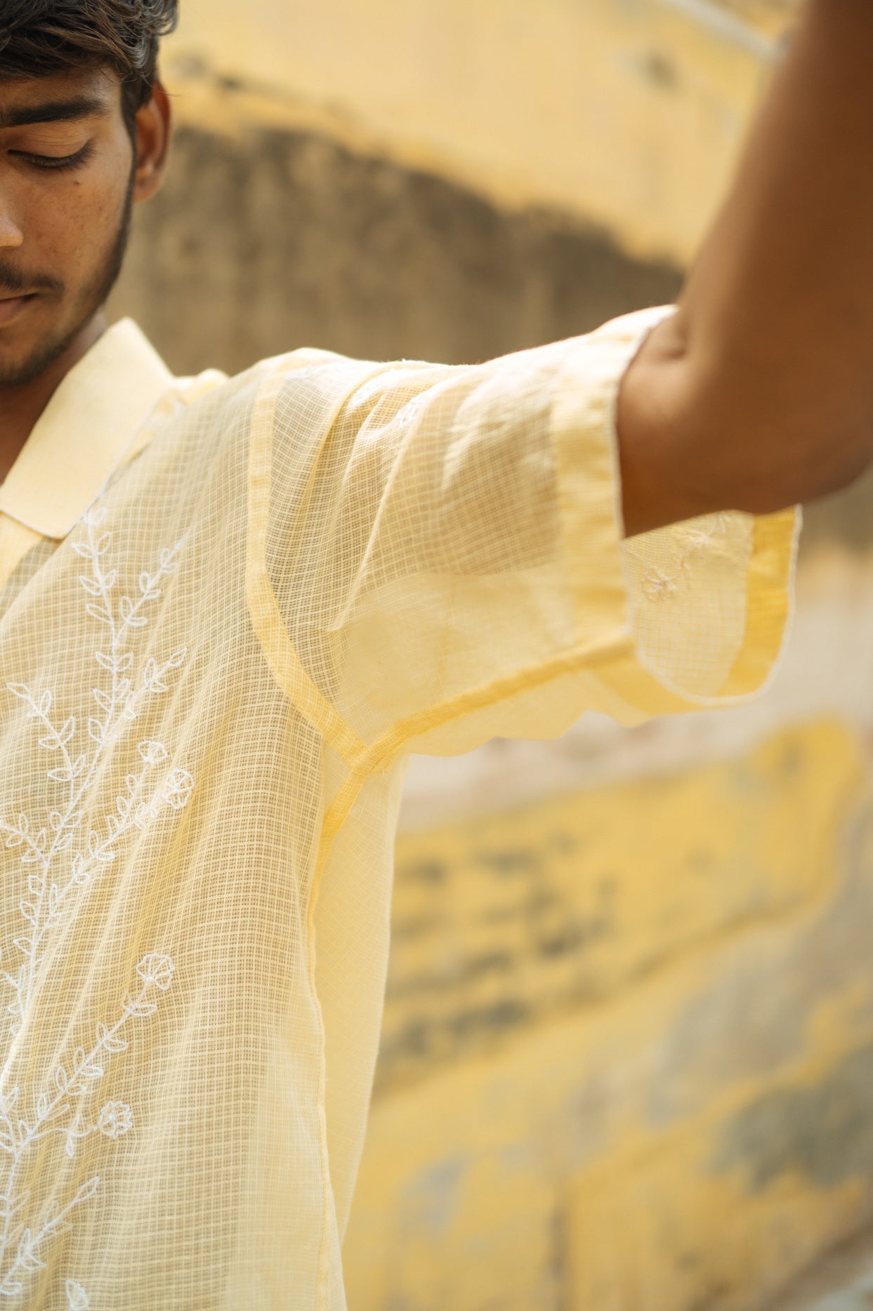 BLOOMING VINE SHIRT