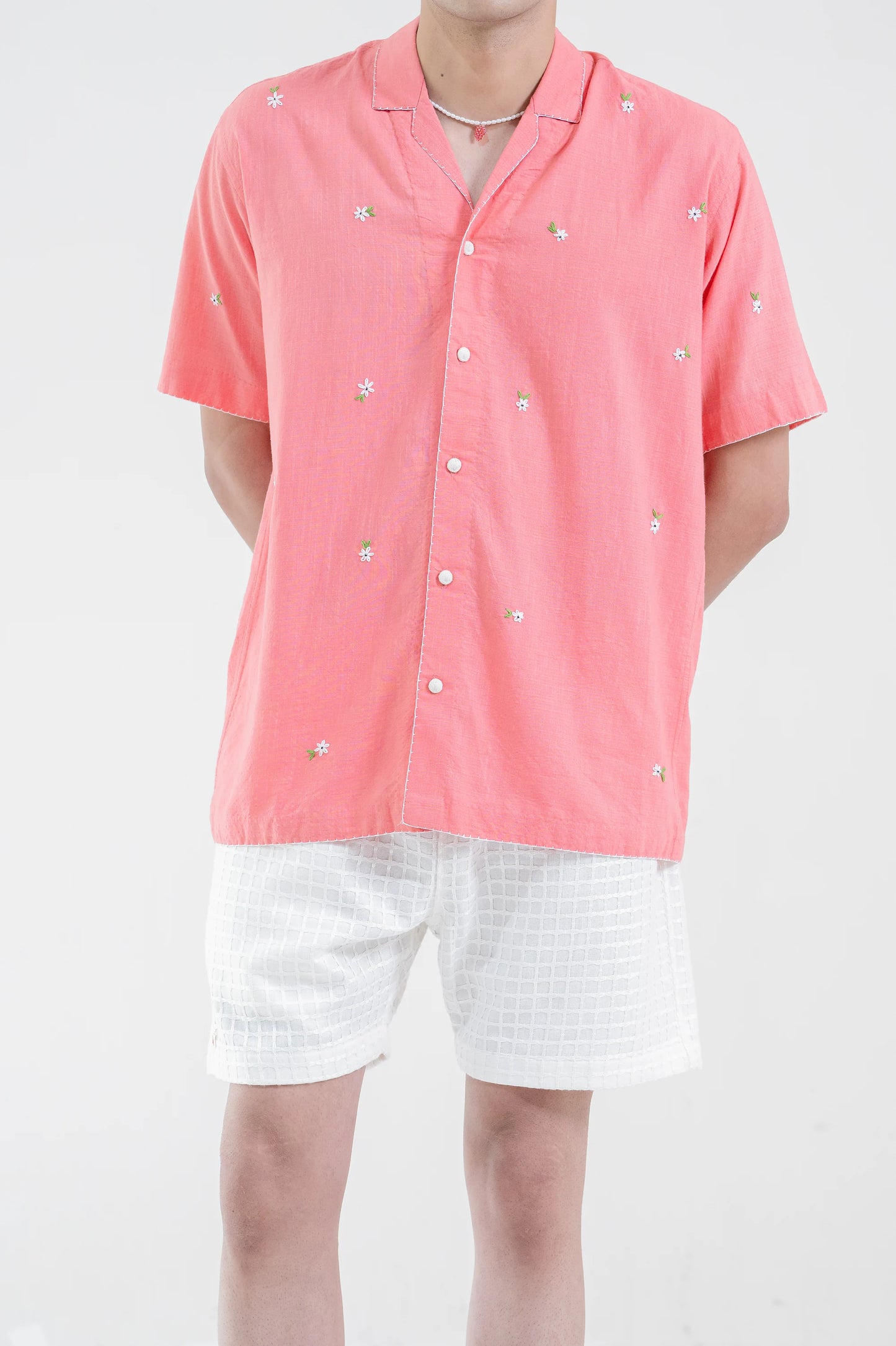 SUMMER WHITE SHORTS