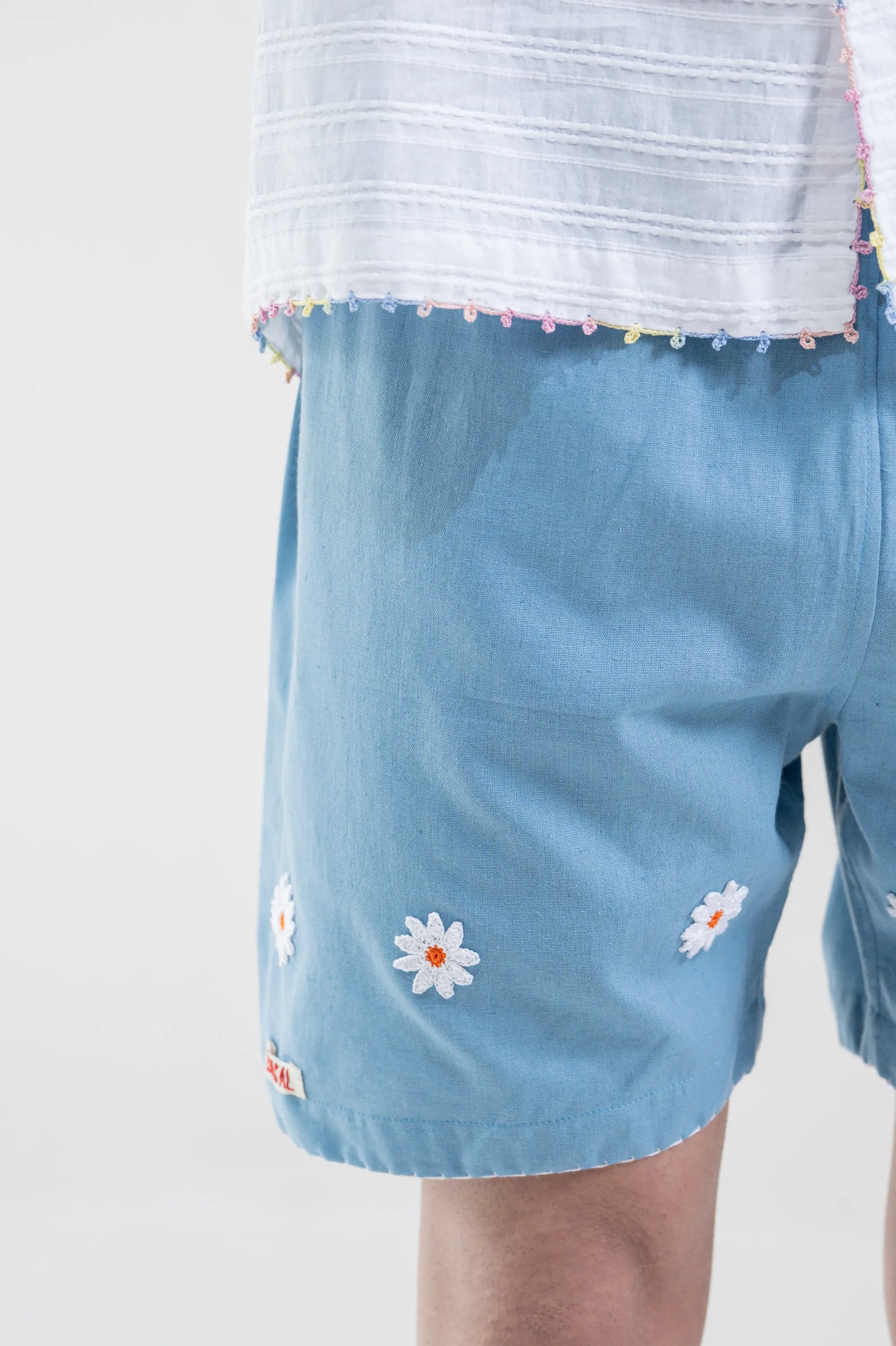 BLUE DAISY SHORTS