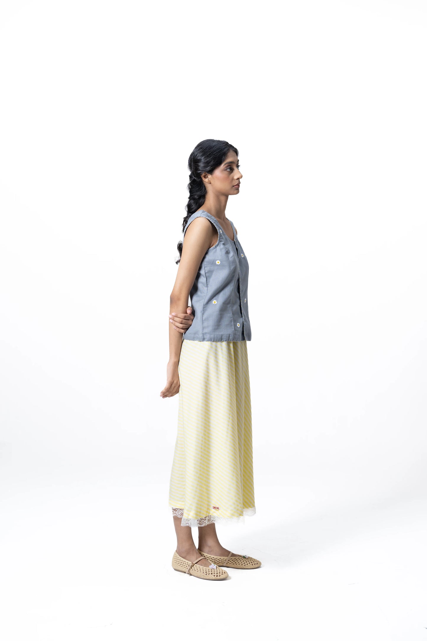 DAISY LOOM VEST