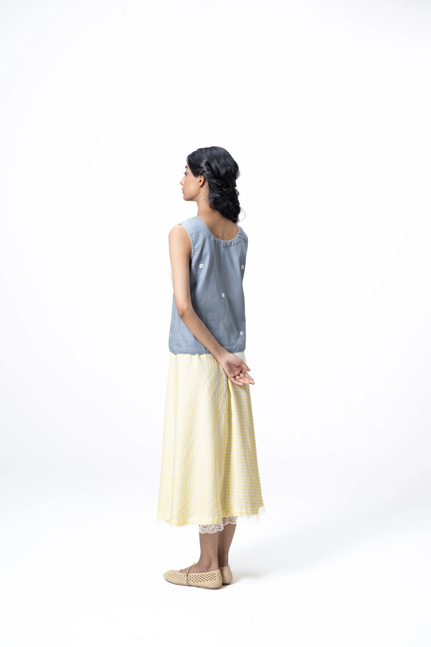 DAISY LOOM VEST