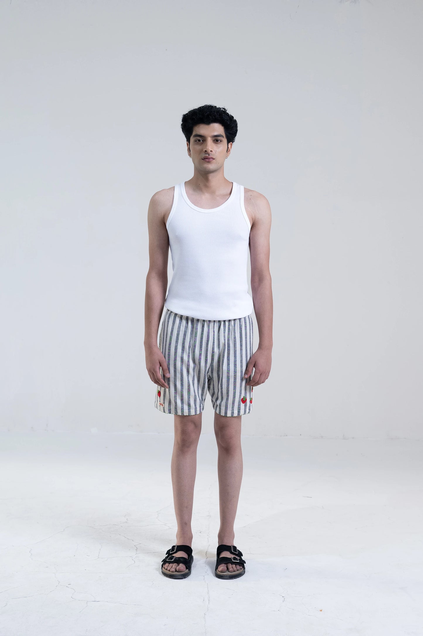 STRAWBERRY HARVEST SHORTS
