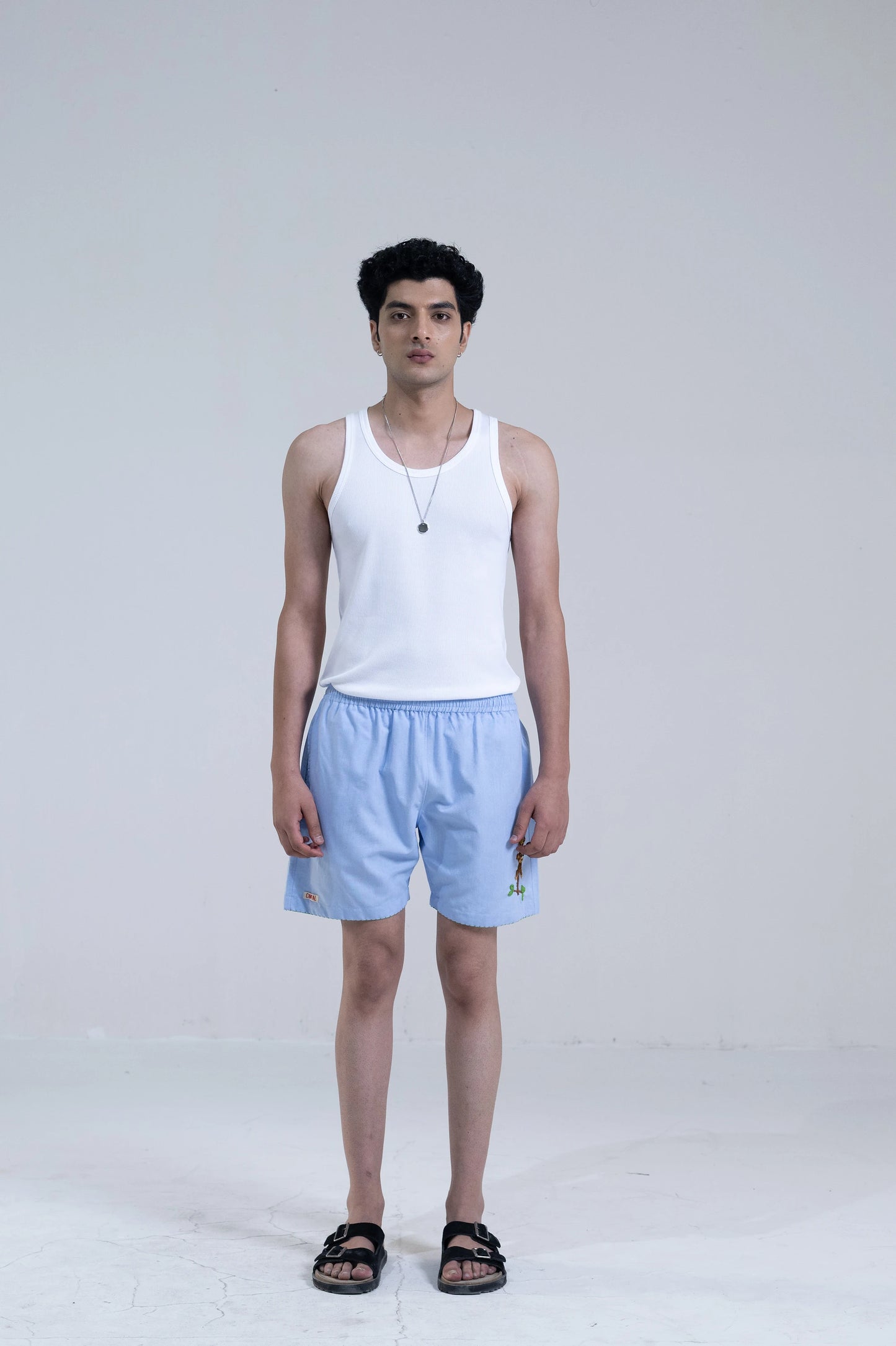 MONKEY TRAIL SHORTS